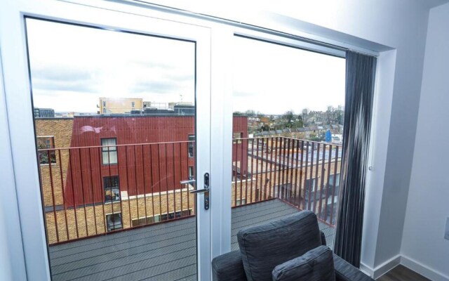 Immaculate 2-bed Apartment in London
