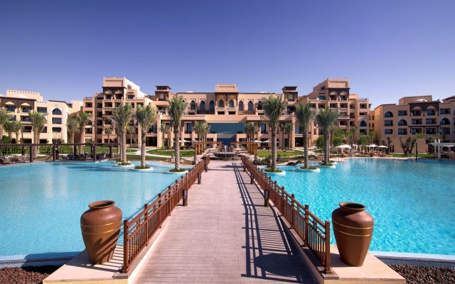 Saadiyat Rotana Resort and Villas