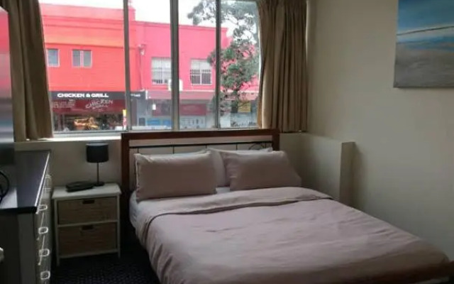 Bondi Breeze Apartment