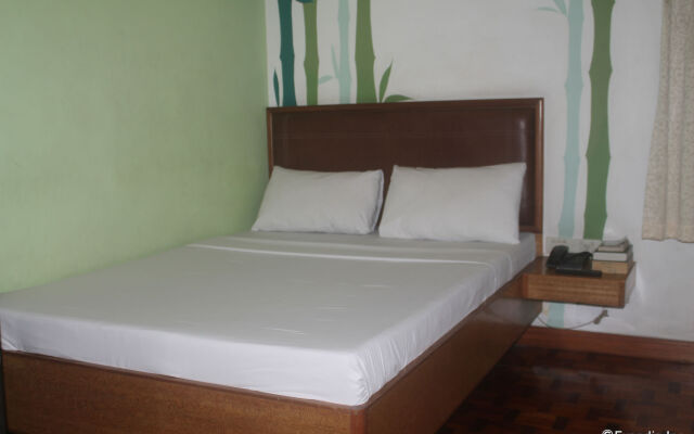 Park Bed and Breakfast Hotel Pasay