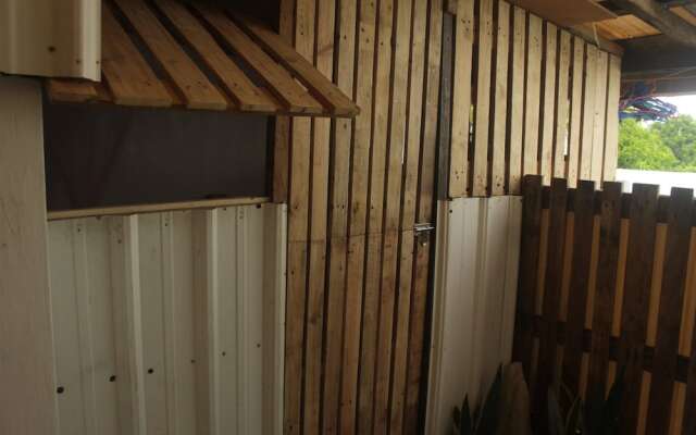 Maraño's Hometel