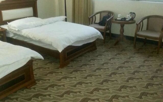 Super 8 Hotel - Guangzhou Baiyun Airport Renhe Station Inn