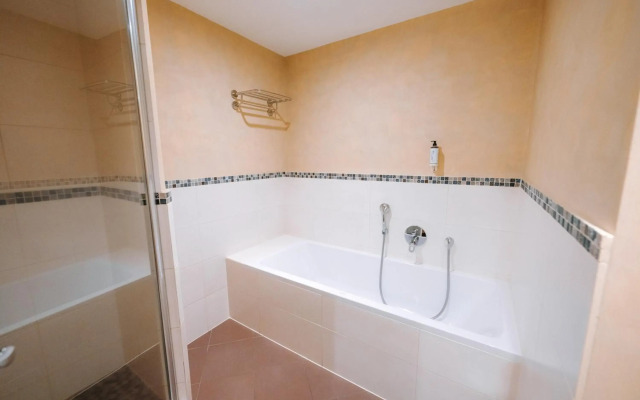 Hôtel & SPA Les Violettes