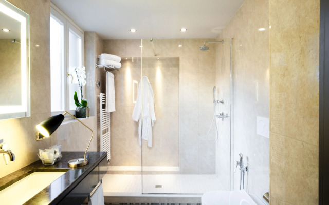 Accademia Hotel