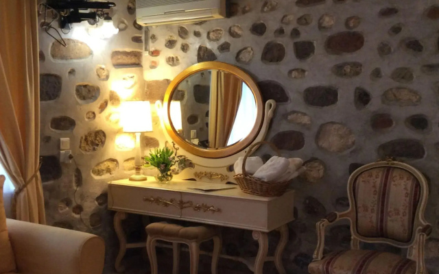 Pyrgos of Mytilene Hotel