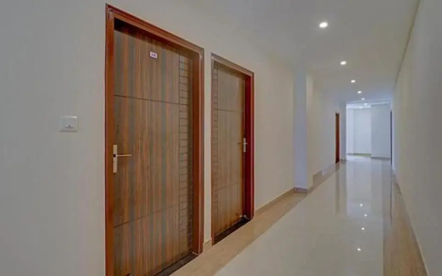 Fabhotel Shri Krishna Residency