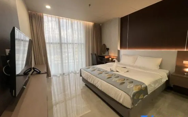 Skyport Hotel