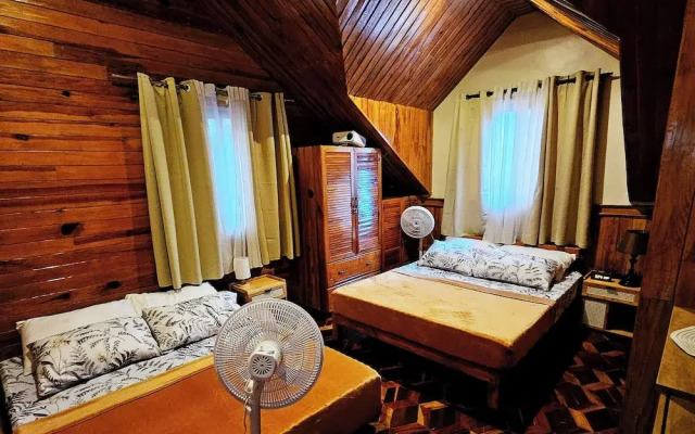Vacation House Camp 7 Baguio Transient 6BR
