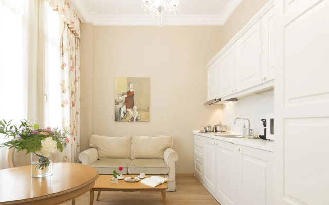 Gatto Perso Luxury Apartments