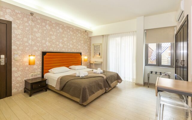 Steris Elegant Beach Hotel & Apartments