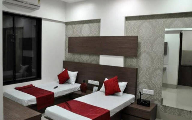 Fabhotel Blossoms Pune Airport (Viman Nagar)