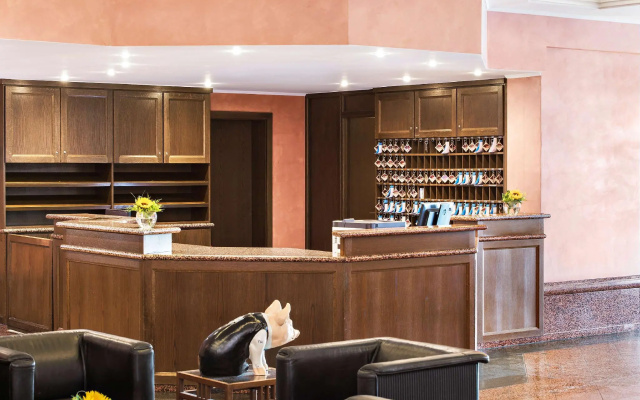 elaya hotel noerdlingen, Trademark by Wyndham