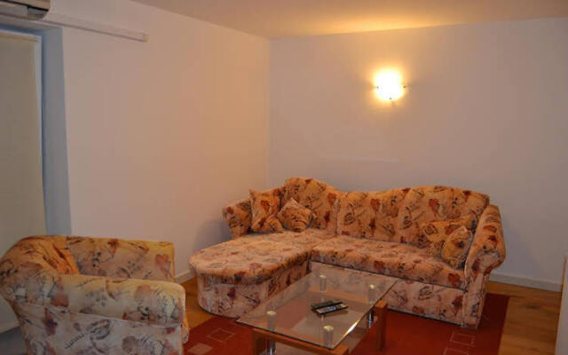 Apartments Nona