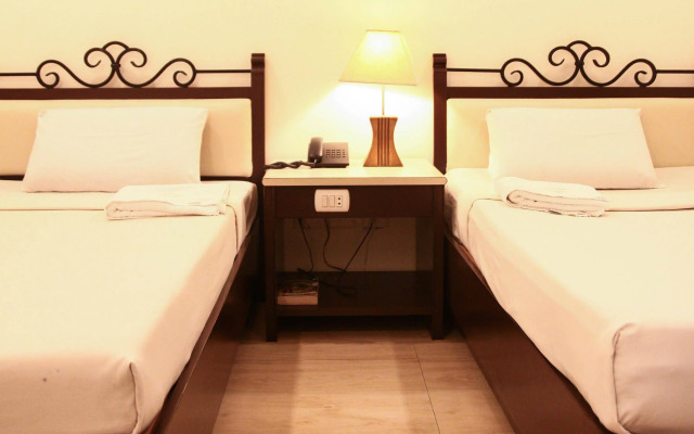 De Luxe Hotel