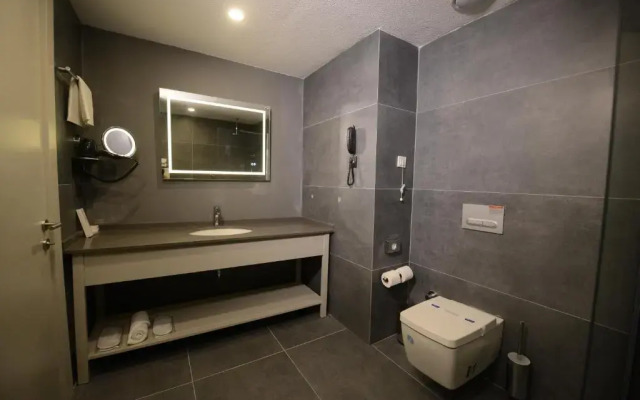 Wyndham Garden Cambasi