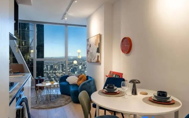 Next to Ritz: Melbourne CBD L51 1B with Pool&Gym – Restaurant – Melbourne
