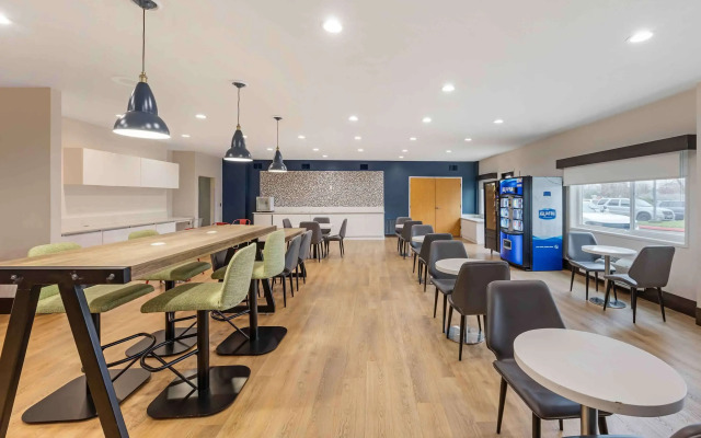 Extended Stay America Premier Suites - Portland - North
