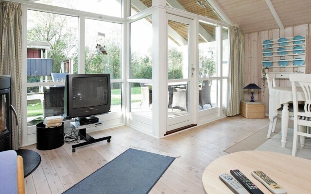 Alluring Holiday Home in Hemmet With Whirlpool
