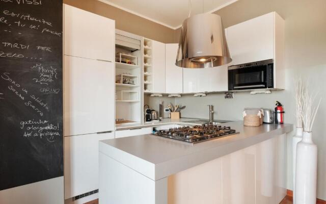 BMGA l Penthouse With Terrace and 3Bdr in San Giovanni
