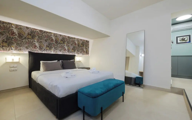 Charming Delphi Residence in Athens