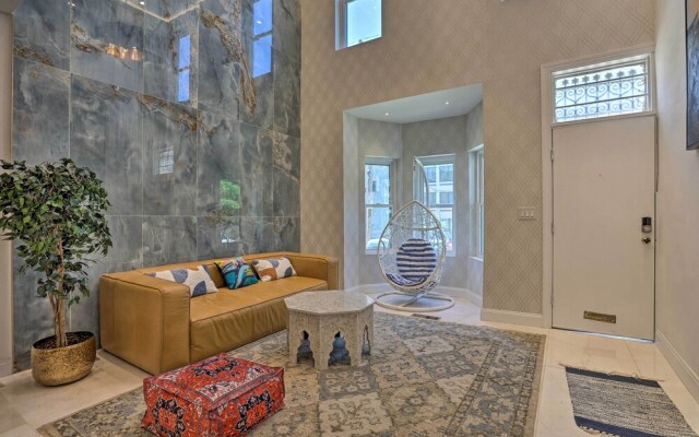 Upscale + Unique Townhome in University City!