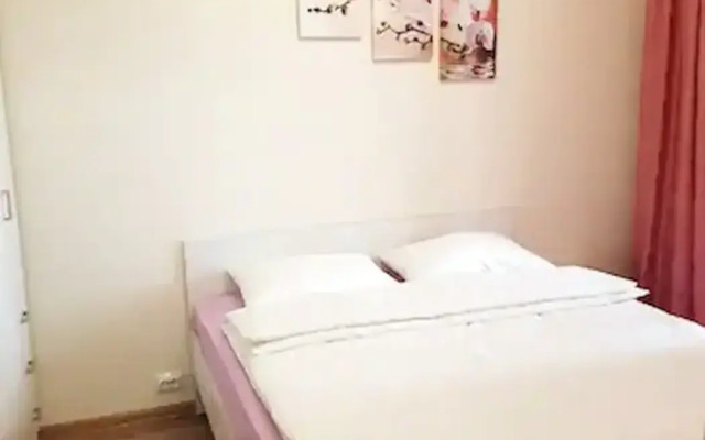 Апартаменты на улице Яхтенная 24/2