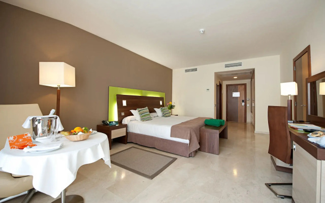 Hotel LIVVO Valle Taurito & Aquapark