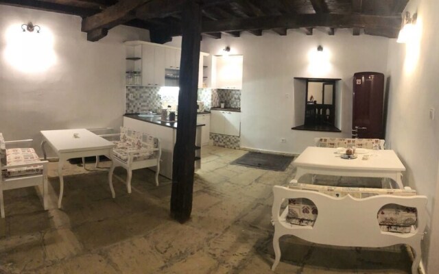 HiStory INN Unique Guest House