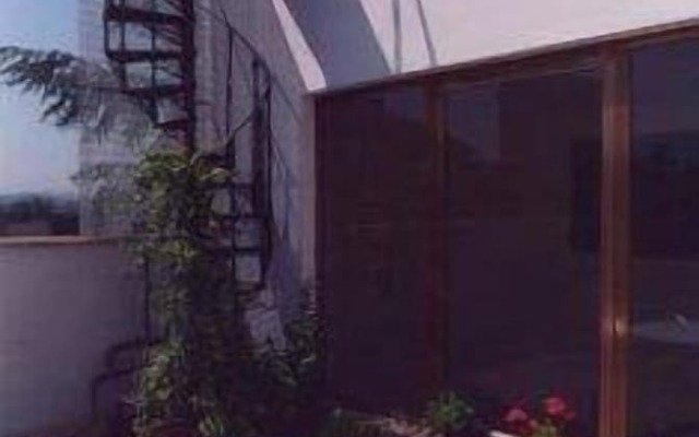 Girasole House