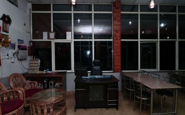 OYO 13760 Mount View Dhanaulti Dream