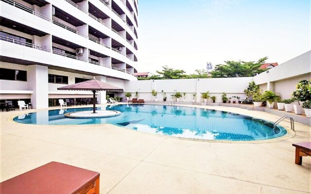 Stunning sea and City Views From This 20th Floor Condo in Cental Pattaya