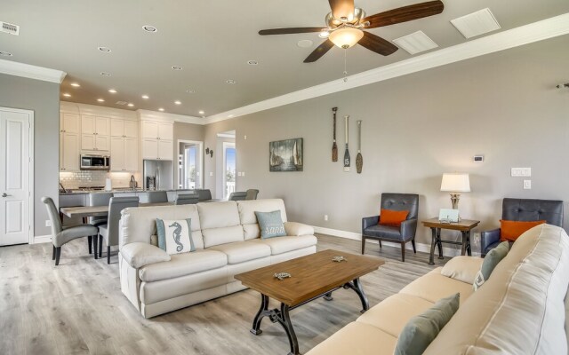 Salty Blue Mermaid - 4 Br Home