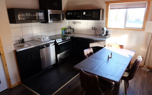 Red Cariboo Apartments