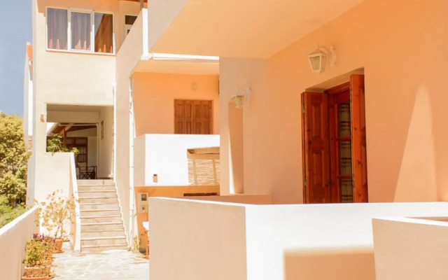 Tarsanas Apartments