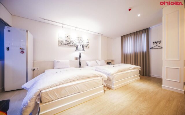 Hotel Insomnia