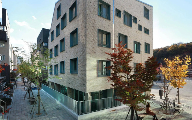 Yene House