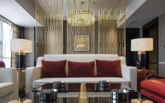 Hongtai V Top Hotel