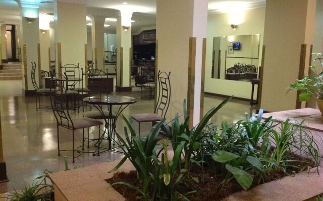New Ambassador Hotel