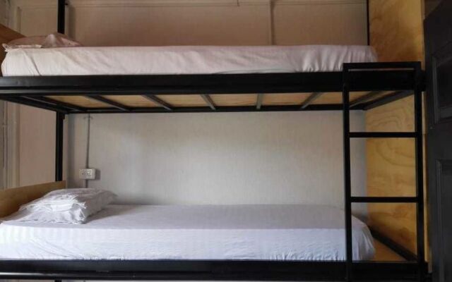 Real Hostel