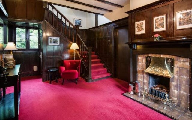 Glenbruar House