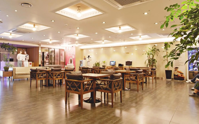 Hotel Skypark Myeongdong II