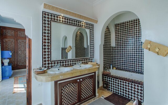 Villa les Oliviers - A Setting of Tranquility