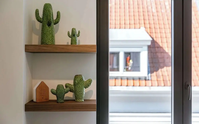 The Sassy Summit - Chic Comfort Views Good Vibe