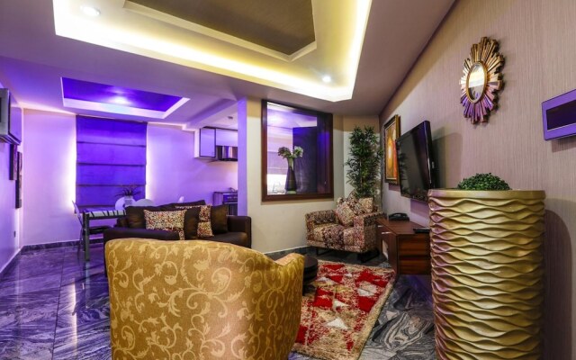 Brentford Apartments