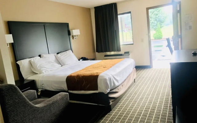 Baymont by Wyndham Acworth