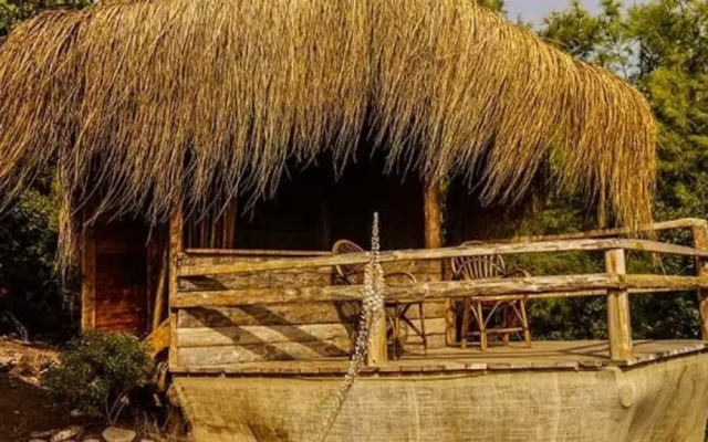 Shambala Lodge Hotel