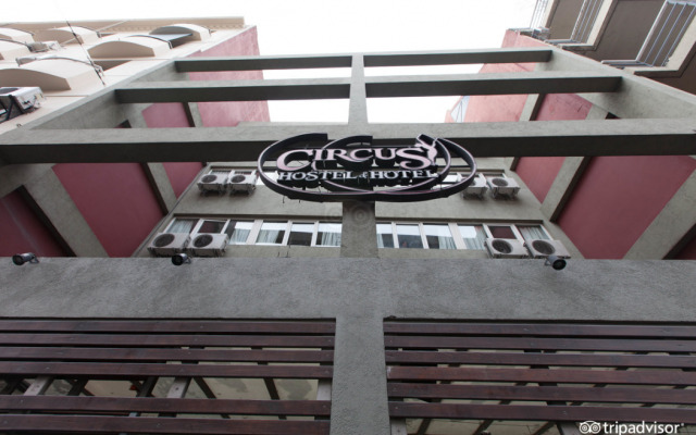 Circus Hotel & Hostel