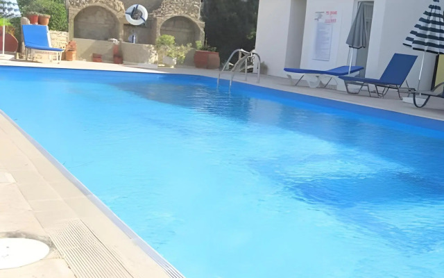 Angela Holiday Apartments