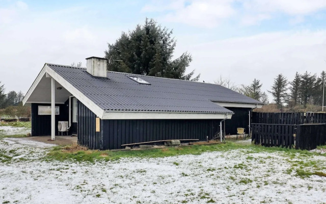 Cozy Coastal Retreat in Gronhoj-by Traum