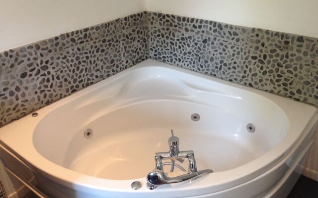 Hotel***Aunette Cottage Senlis